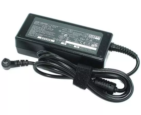Блок питания для ноутбуков ASUS 65W, разъем 4.5/3.0mm